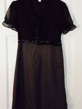 Black Short-Sleeve Midi Dress with Belted Waist